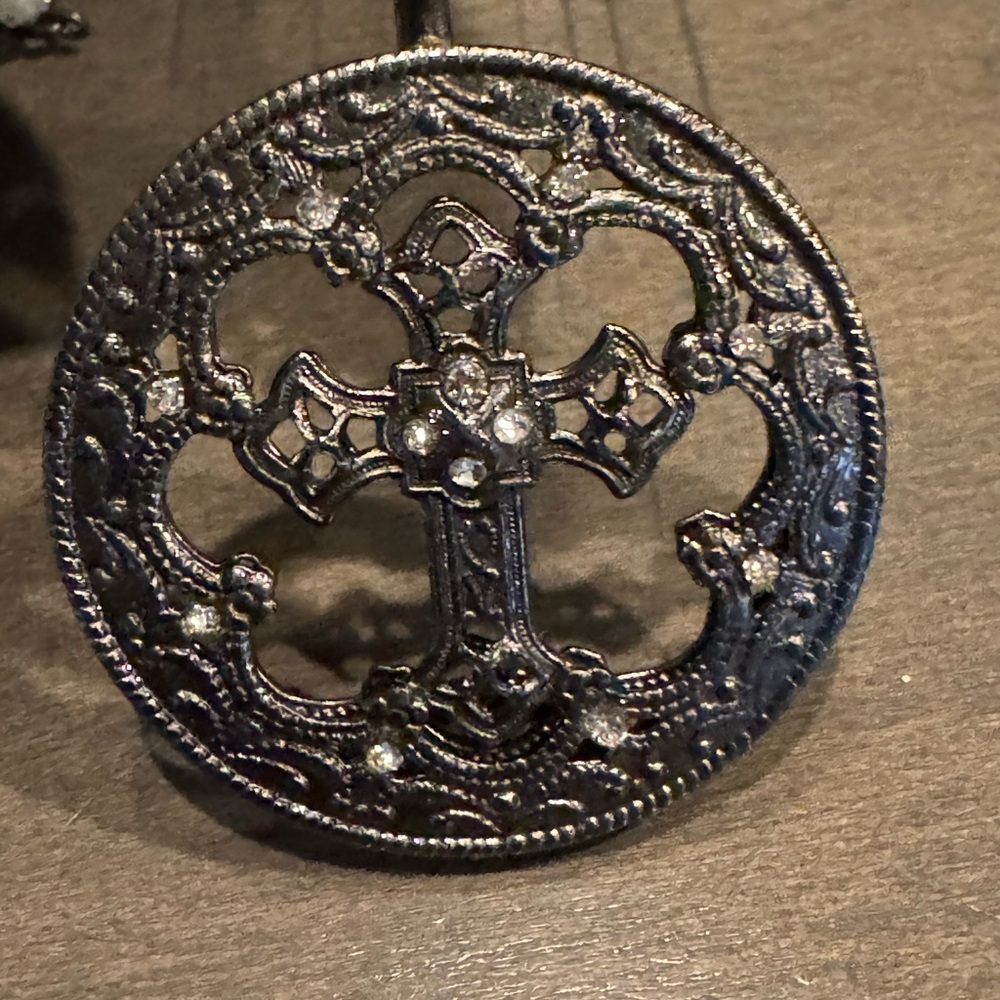 Virgins Saints & Angels Silver Magdalena Necklace - Picture 3 of 3